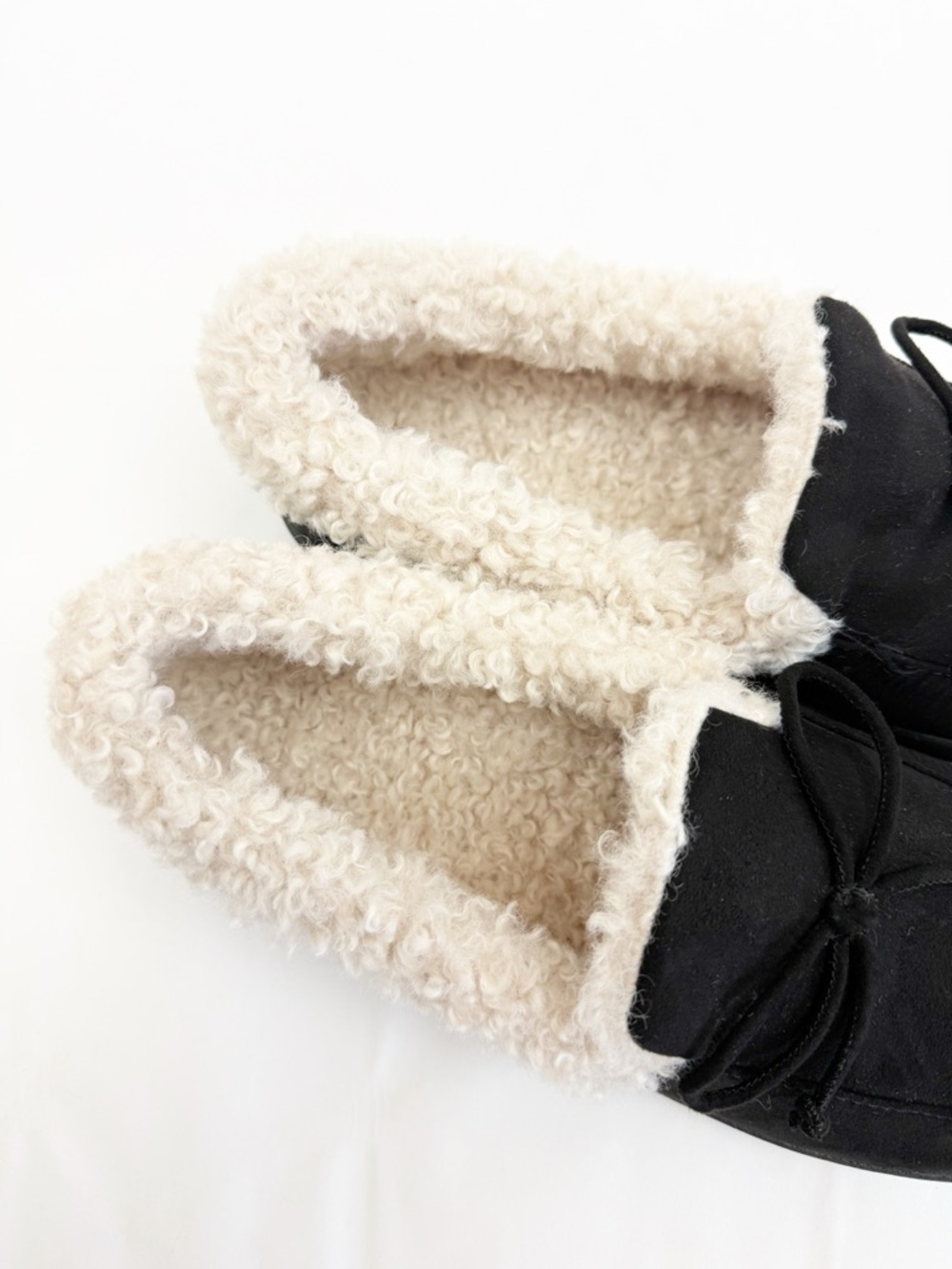 Vionic Claribel Slipper - Women's Cozy Orthotic Arch Support House Slipper Black - Picture 10 of 13